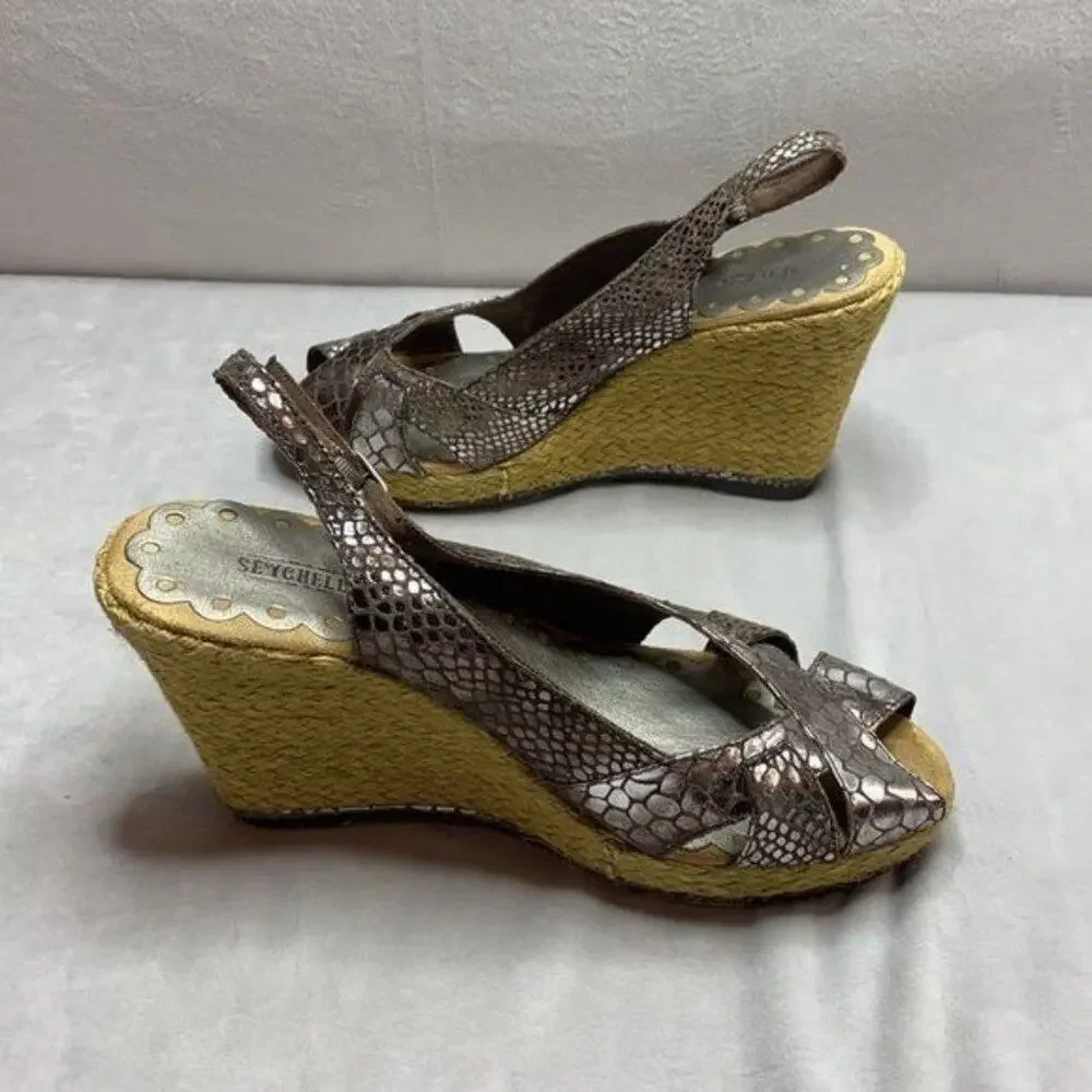 Seychelles Metallic Snake Skin Espadrille Wedges size 10